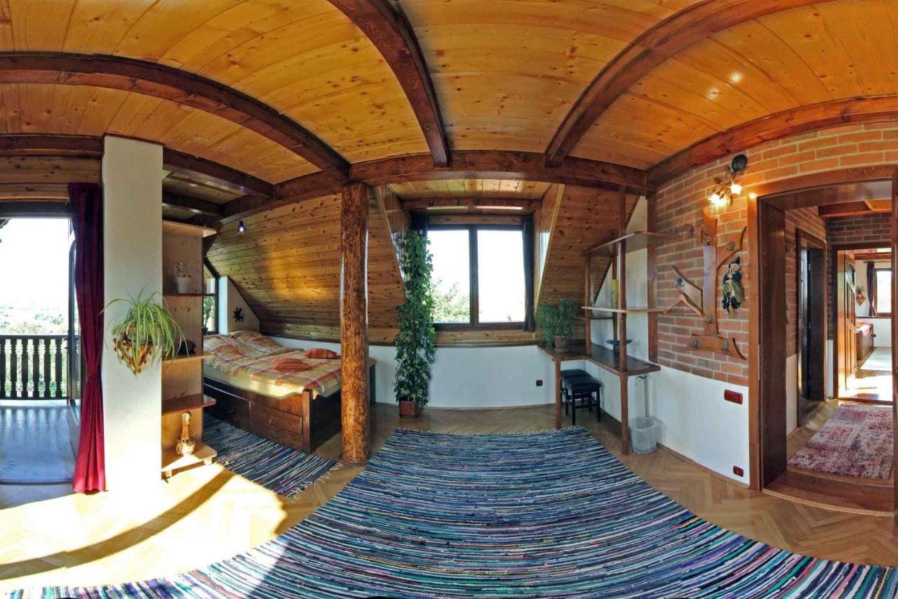 Apartament Casa Zollo Sălişte Zewnętrze zdjęcie